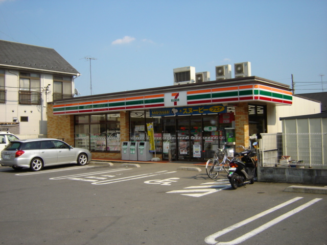 グランディール レジデンス305号室 セブンイレブン川口安行慈林店まで200ｍ