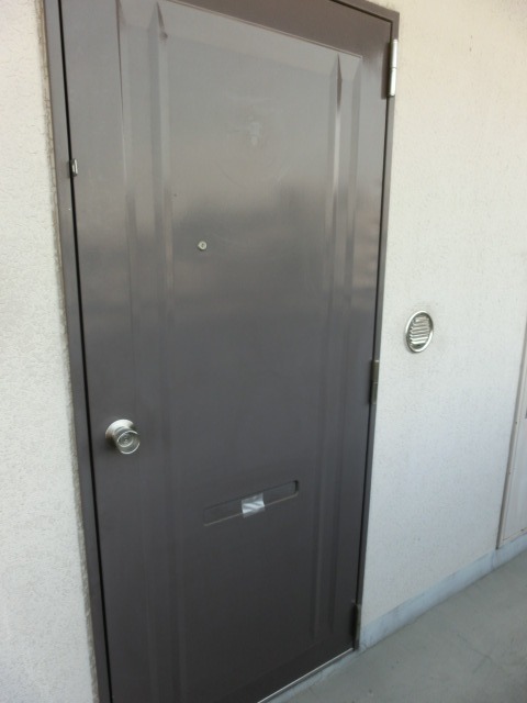 飯田マンション1階 玄関