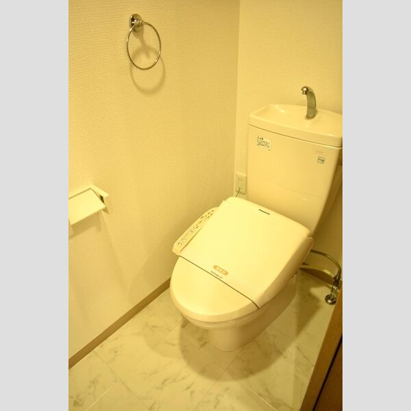 Grand Chariot408号室 温水洗浄暖房便座