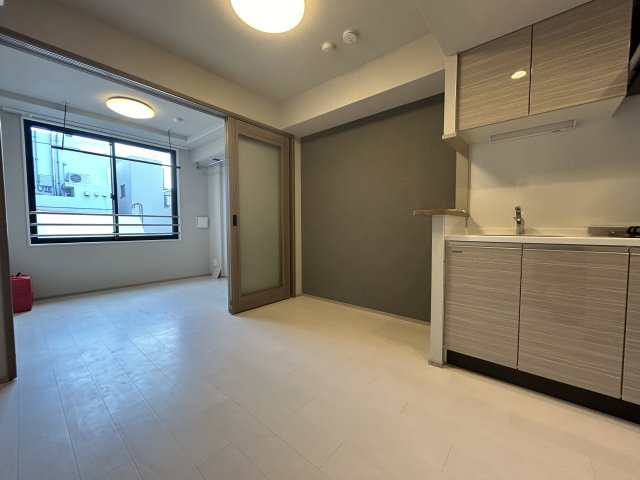 グローリオシェルト駒込0403号室 リビング