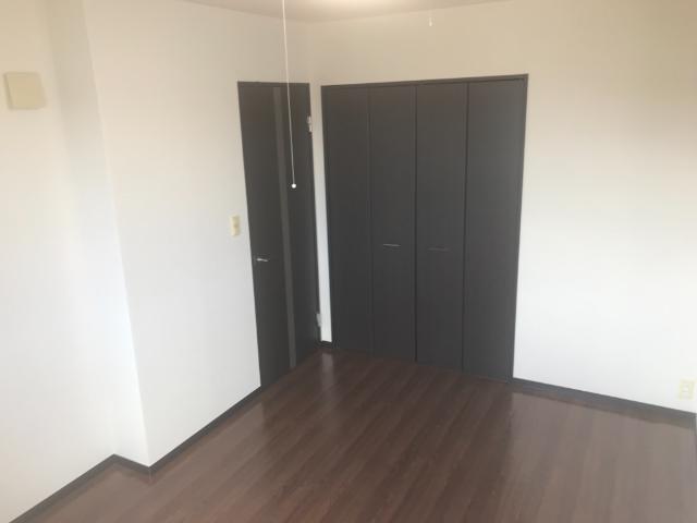 リリー・オブ・ザ・バレー201号室 洋室