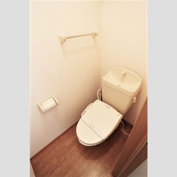 ヴィクトリア 温水洗浄暖房便座