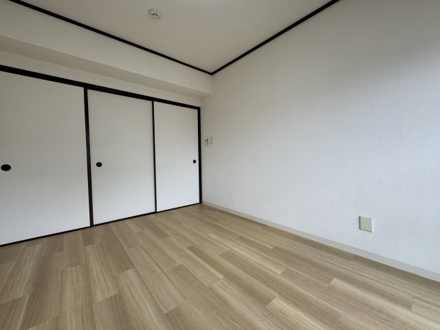 パークサイド南大井302号室 内観