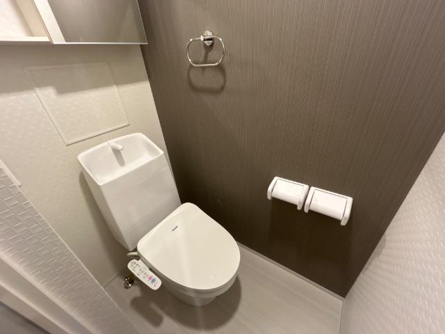 FOREST ODAWARA（フォレスト　オダワラ）101号室 トイレ