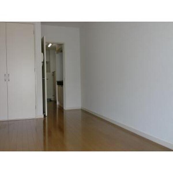 マルチステップ101号室 リビング