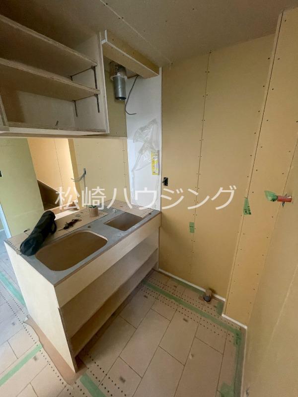 AW中野松が丘1階 キッチン