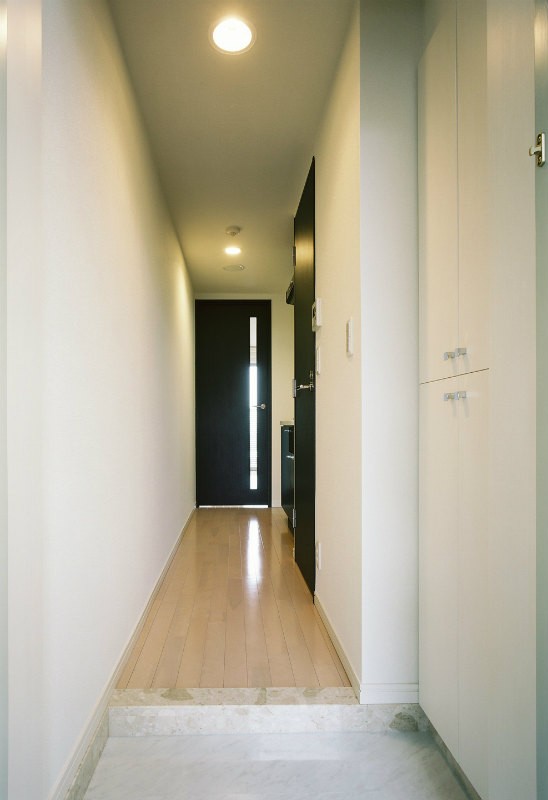 レジディア浅草吾妻橋3階 玄関