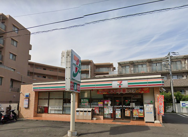 響橋テラス104号室 【コンビニエンスストア】セブンイレブン 横浜馬場5丁目店まで680ｍ