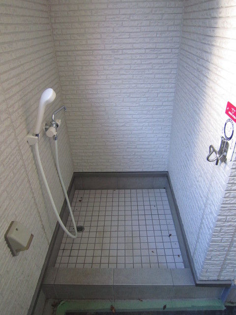 ライフ湘南0302号室 ペット専用の足洗い場です。