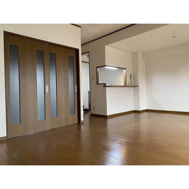 ラ・ポーム 内観