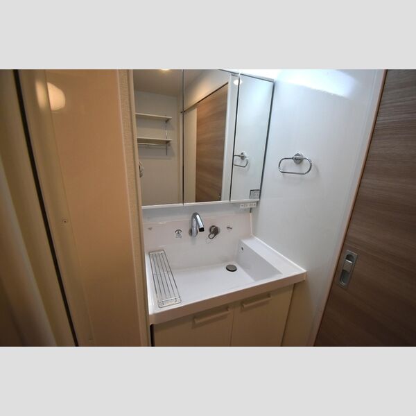 アネモネ元本郷 洗髪洗面化粧台