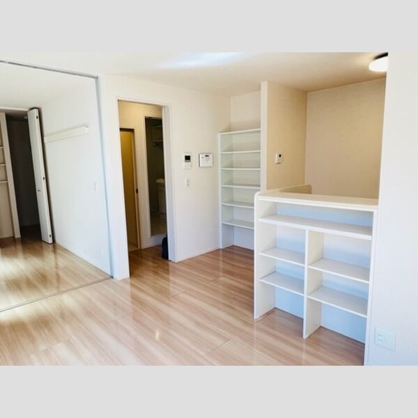 グランウェル202号室 LDK