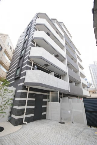 PREMIUM　CUBE新中野104号室 外観