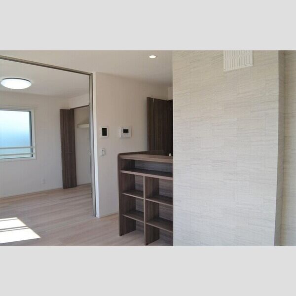 カネトヒル201号室 リビングダイニング