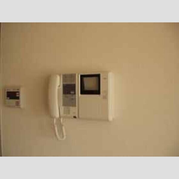 カラット中川402号室 TVドアホン