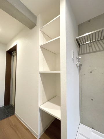 スカイラシクラス平和台401号室 収納