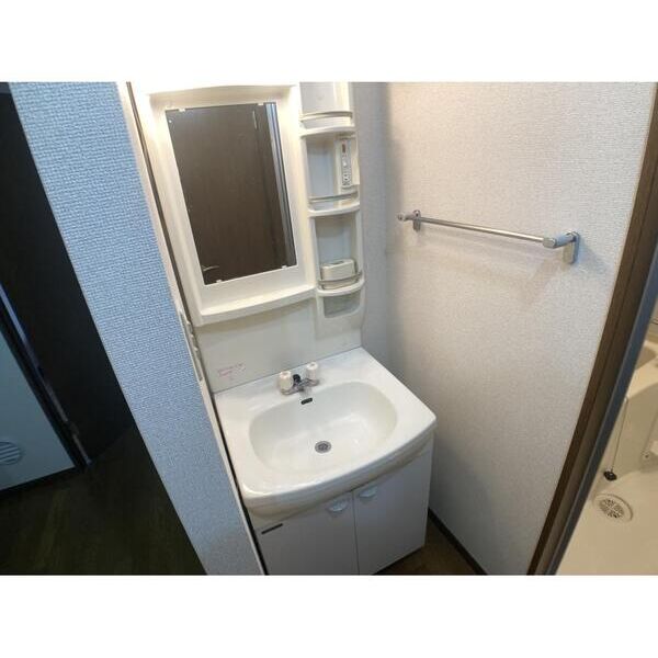 エステートピア黒沢II107号室 同建物別部屋の参考画像