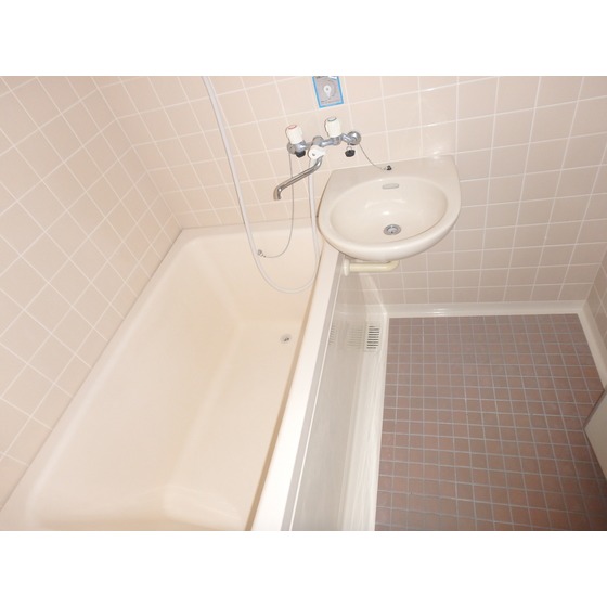 ガーデンヒルズ001号室 お風呂