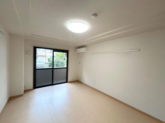 ピアステージ綱島110号室 洋室