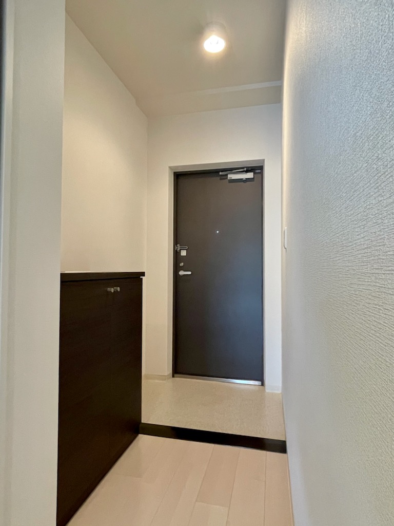 ＪＯスターブル0101号室 玄関