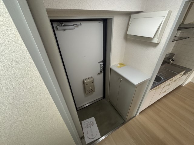 ウィンザーハイム相模原0303号室 玄関