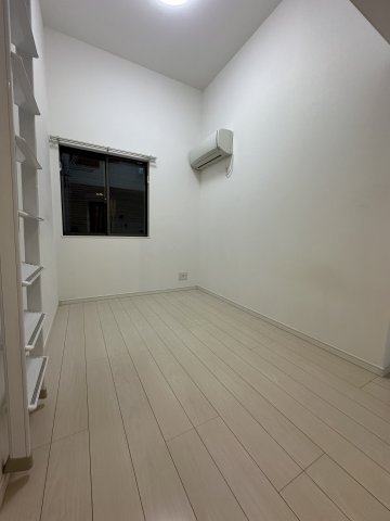 ベイルーム関内 リビング