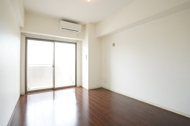 コスモグレイス新宿 リビング