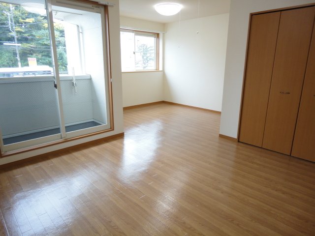 コンフォース202号室 クローゼット（ＬＤＫ）