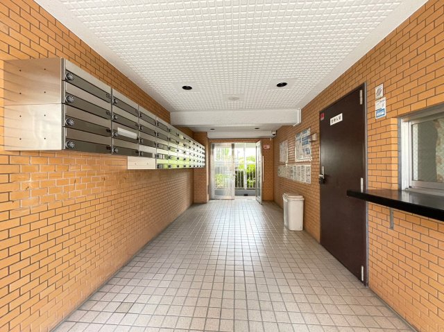 パレ・ドール高砂Ⅰ エントランス