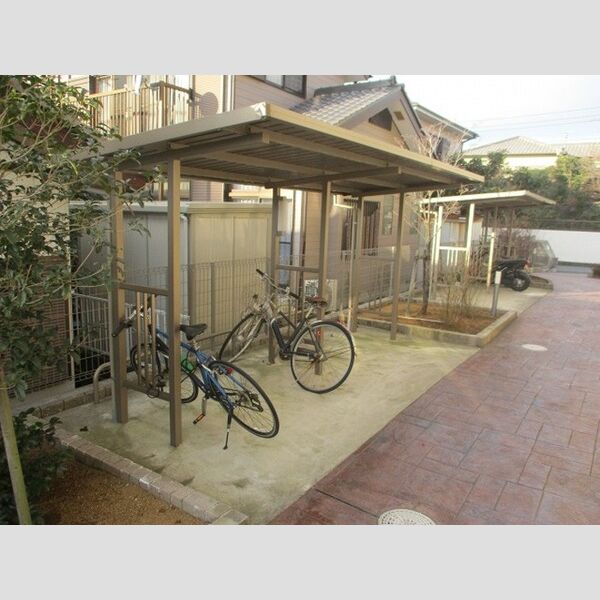 カーサ　インテヴィラⅡ 駐輪場