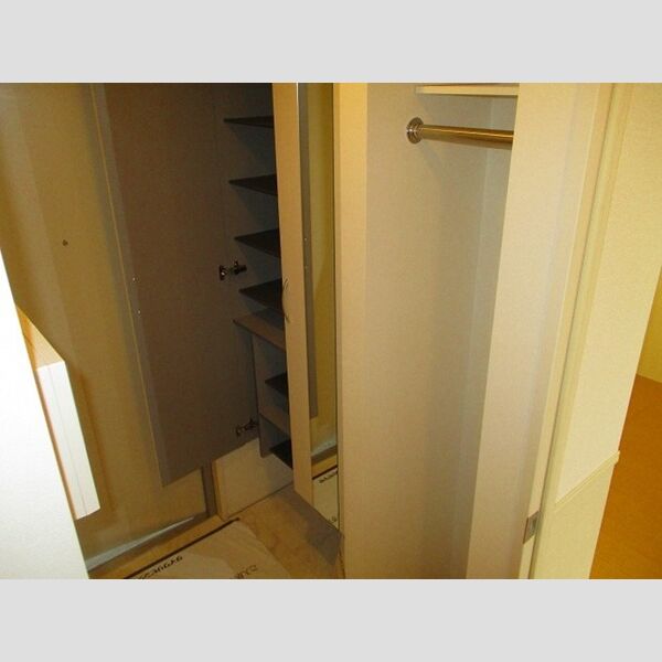 カンチーナ 玄関