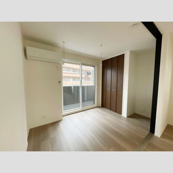 ルリアン綾瀬Ⅱ201号室 洋室