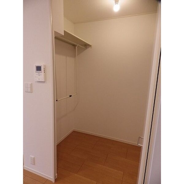 エルム湘南太平台B棟 収納