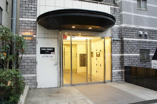 ラグジュアリーアパートメント東中野 外観