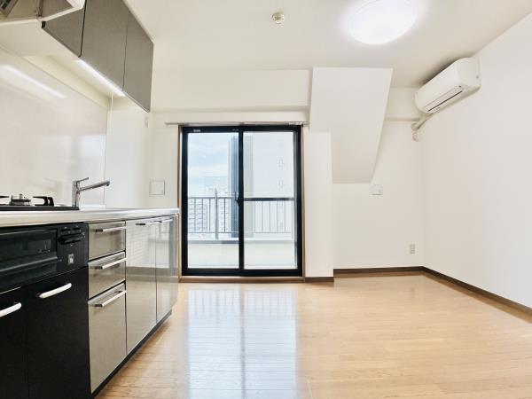 北品川アパートメント リビング