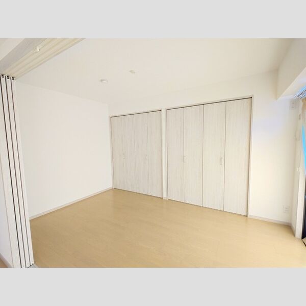 グランヴェールにしすな305号室 洋室6帖