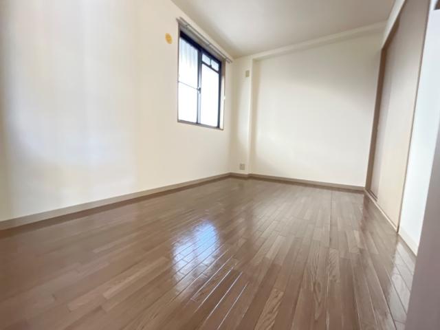 プレイスアーク 洋室