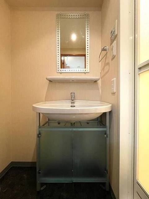 ガラ・シティ横浜西口3階 独立洗面台