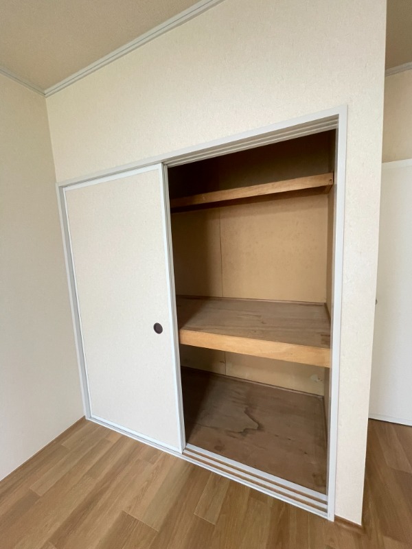 ハイツ中里 102号室の写真です