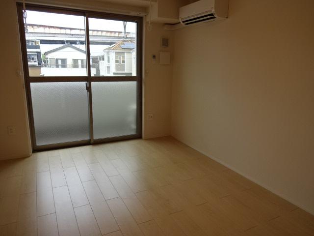 クラン　カナイⅡ 洋室