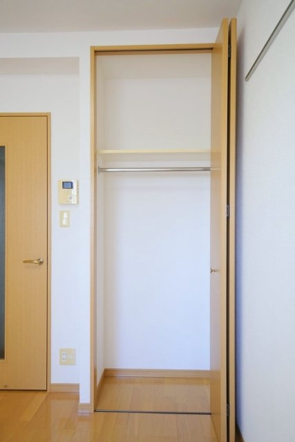 スカイコート市ヶ谷柳町 クローゼット