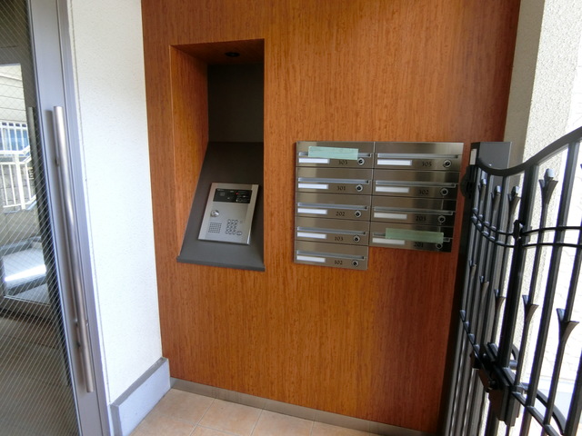 ウイスタリア大森0203号室 エントランス