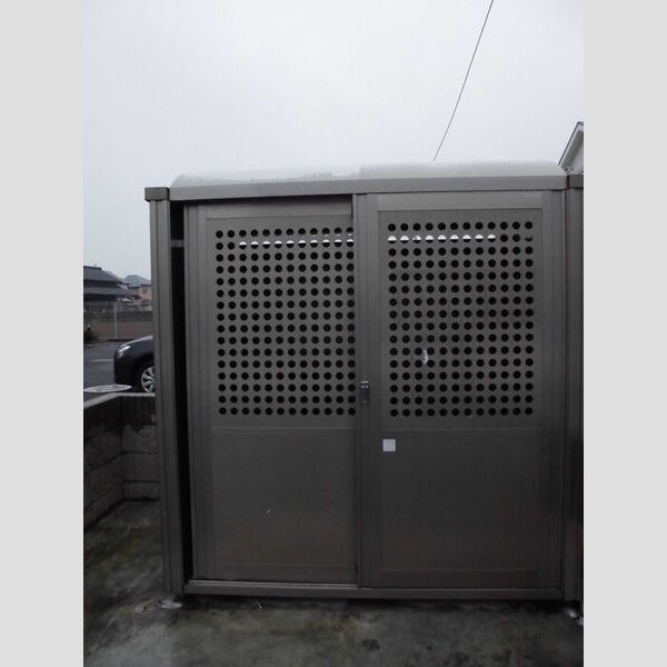 アネシス　壱番館 ごみストッカー