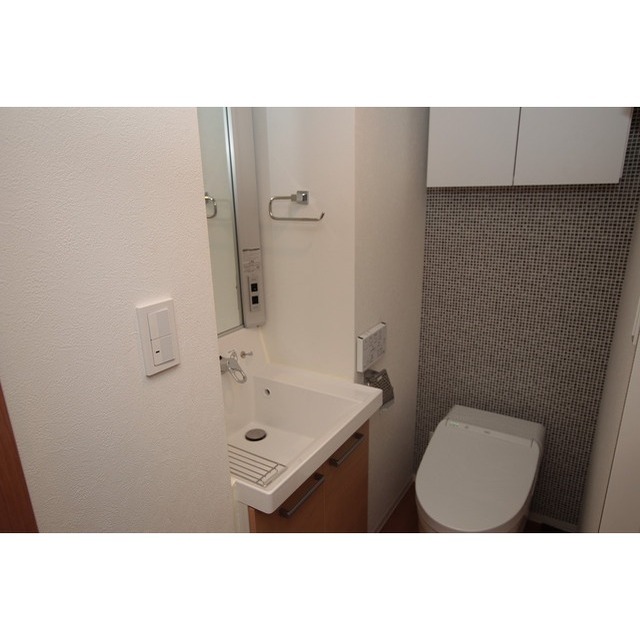 メイクスデザイン用賀 内観