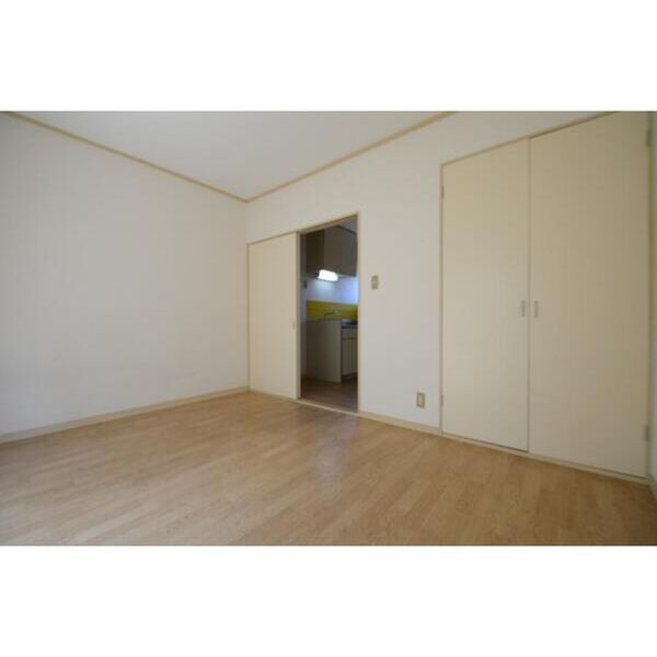 エステートピア内田103号室 リビング