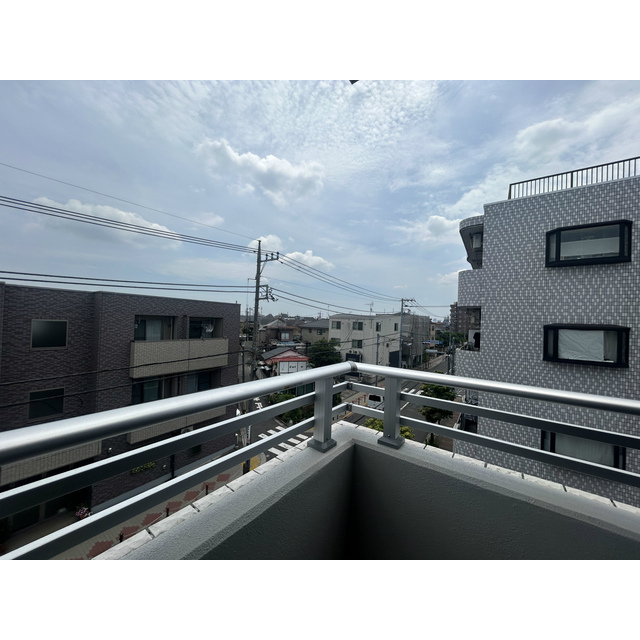 プレール・ドゥーク赤塚204号室 内観