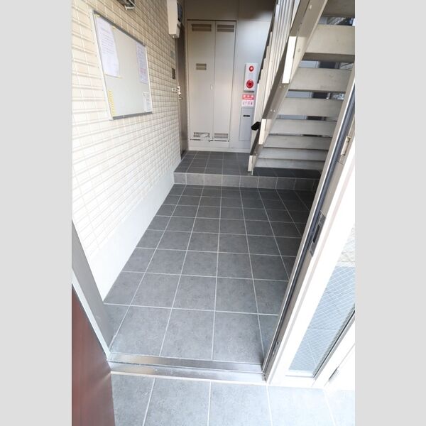 セントラルパーク206号室 ロビー