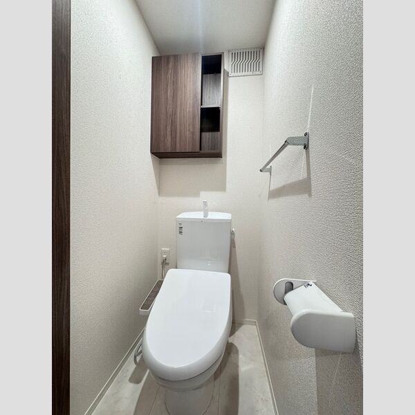 レンブランサ湘南台302号室 温水洗浄暖房便座