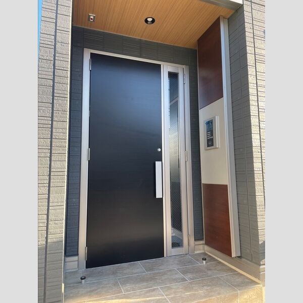 D Paina Takakura303号室 エントランス