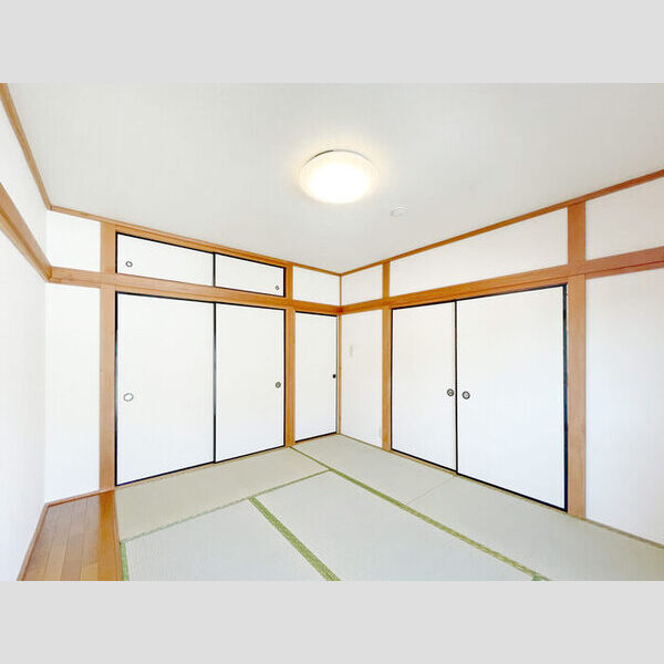 イーストグランドール　B202号室 和室